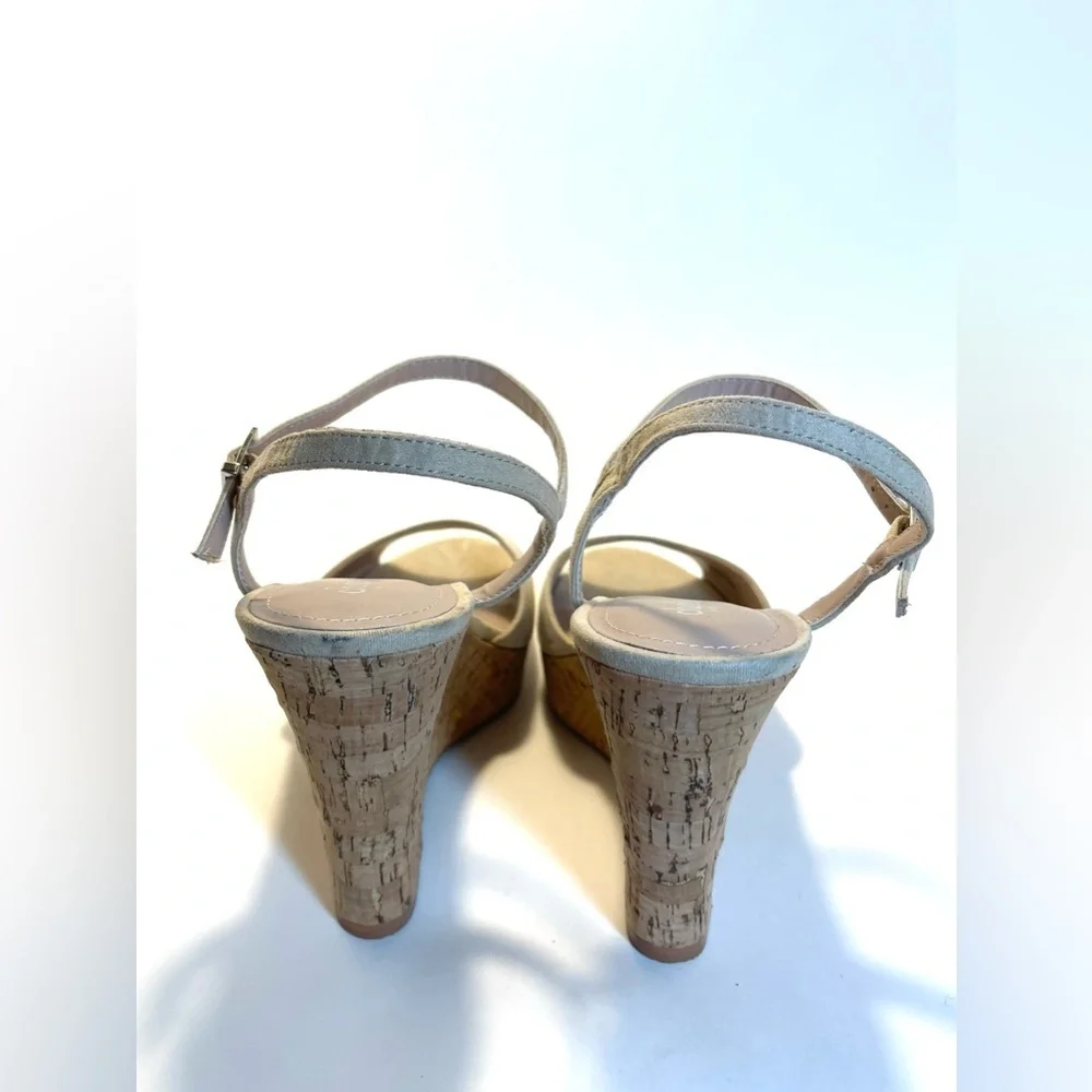Charles David Lambert‎ Cork Platform Wedge in Nude Size 11M